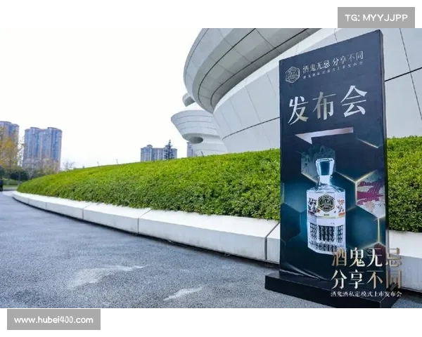 郎酒携手中国巡回赛首度跨界高尔夫 打造高端白酒与体育融合新篇章 郎酒携手中国巡回赛首度跨界高尔夫 打造高端白酒与体育融合新篇章